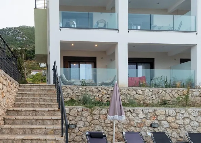 Elfisuites 아파트 니키아나